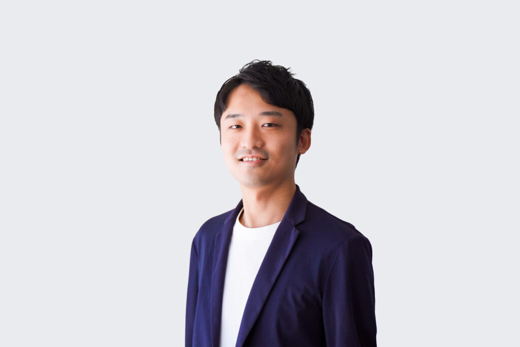 登壇者の写真(地域活性AIテクノロジーズ㈱の佐宗勇志氏)